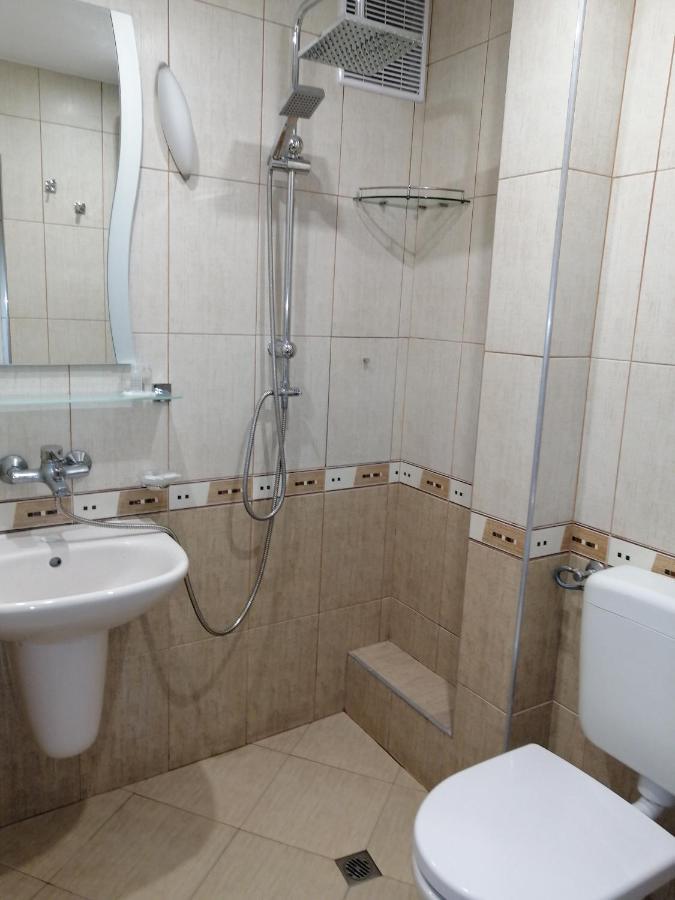 Yanakiev'S Central Apartment Burgas Ngoại thất bức ảnh